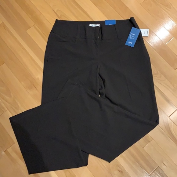 NWT Ricki’s Brown Mid-rise Bootcut-size 12 Regular - Picture 1 of 7